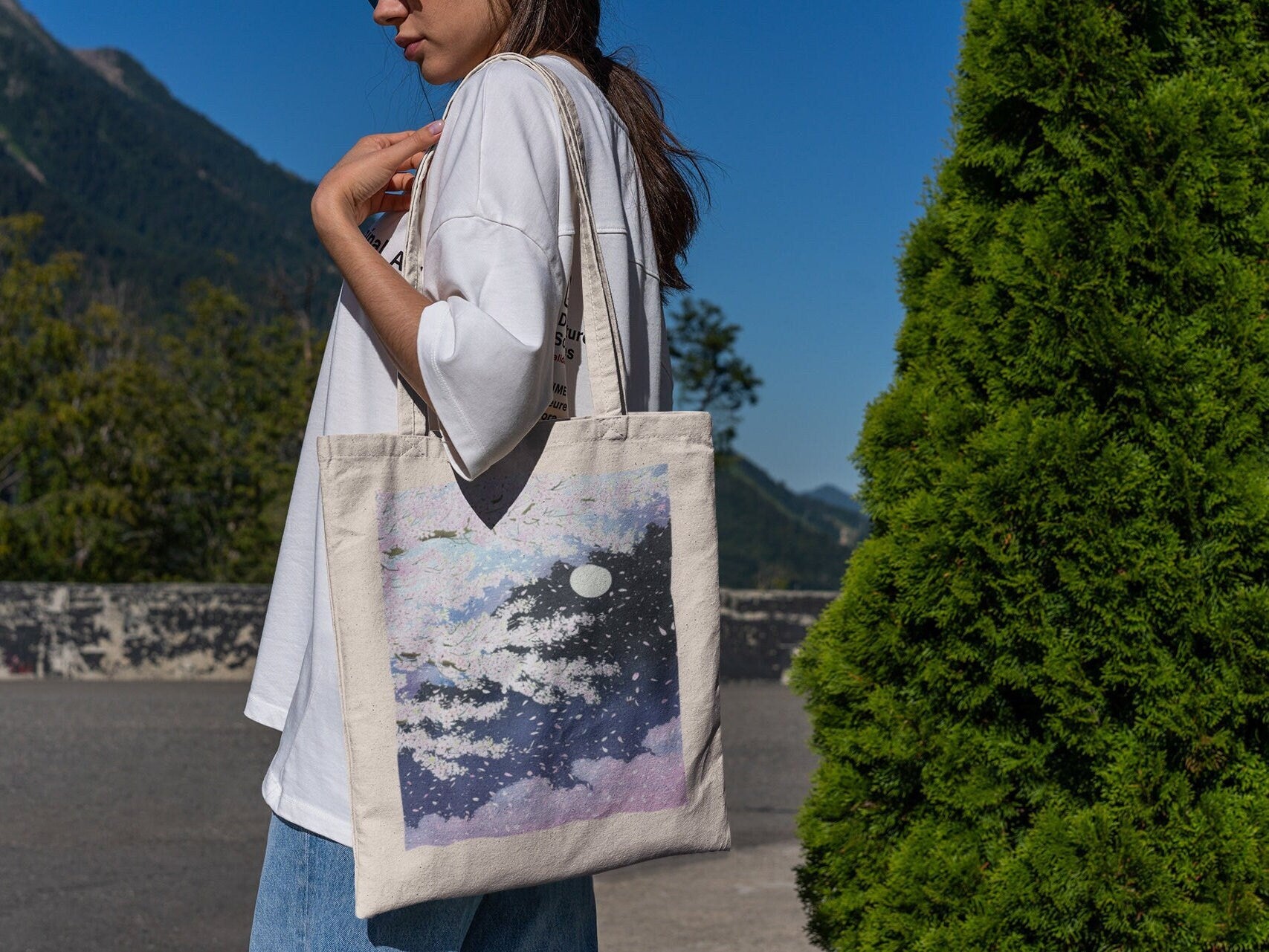 Cherry Blossoms in Kyoto Tote Bag
